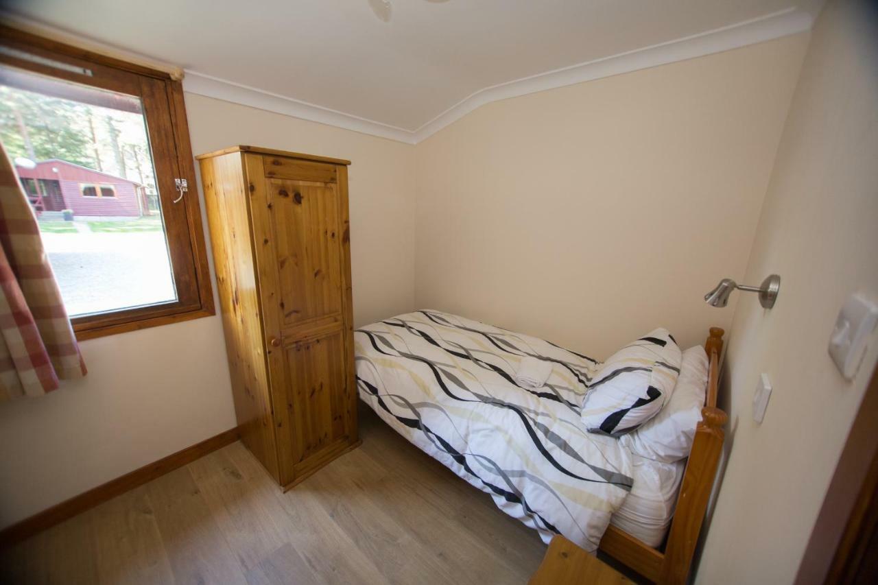 Invercauld Lodges Ballater Esterno foto