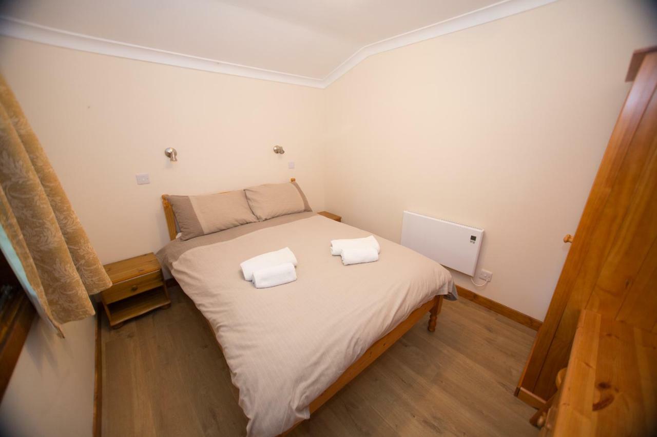 Invercauld Lodges Ballater Esterno foto