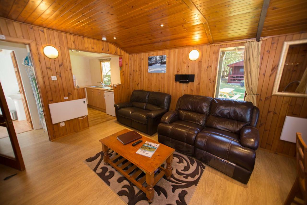 Invercauld Lodges Ballater Esterno foto